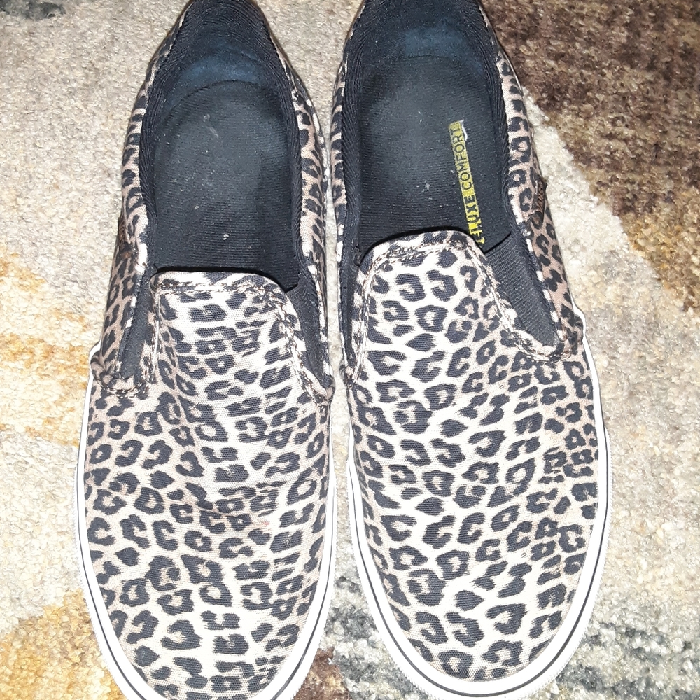 Van's cheetah print